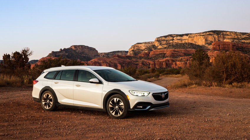 2019 Buick Regal TourX.