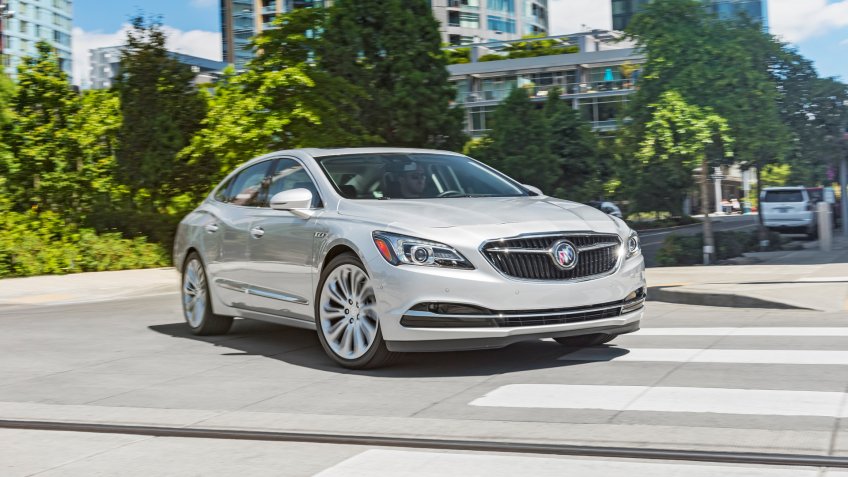 2019 Buick LaCrosse.