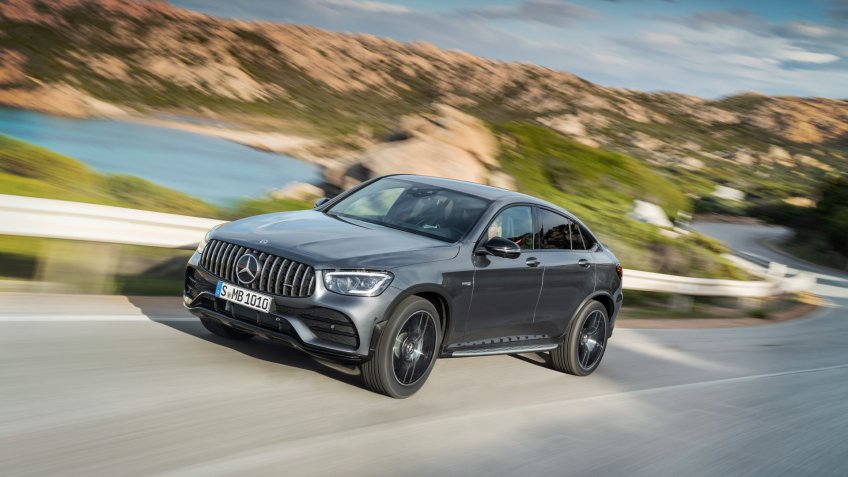 Mercedes-AMG GLC 43 4MATIC Coupé (2019);Kraftstoffverbrauch kombiniert: 10,5-10,2 l/100 km; CO2-Emissionen kombiniert: 240-232 g/km*Mercedes-AMG GLC 43 4MATIC Coupé (2019);Fuel consumption combined: 10.
