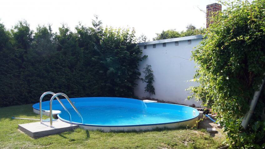 Steel Wall pool in the Garden - Image.