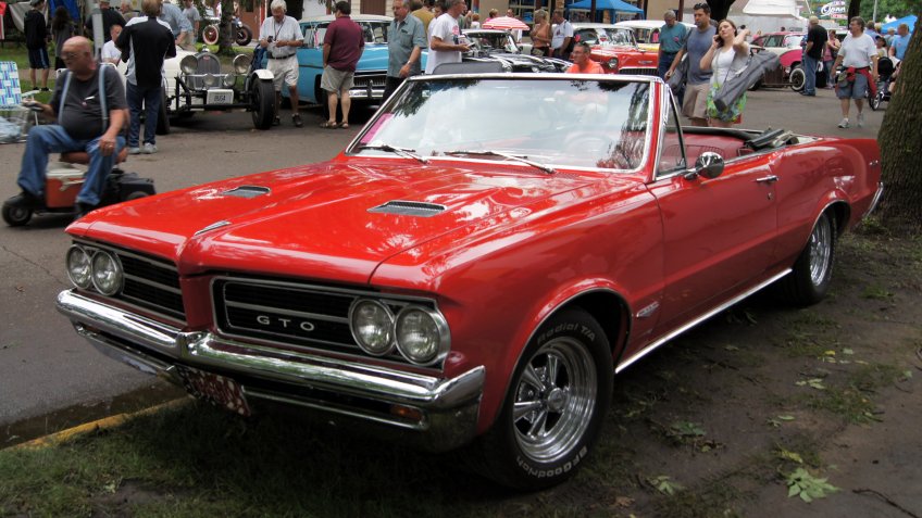 1964 Pontiac GTO.