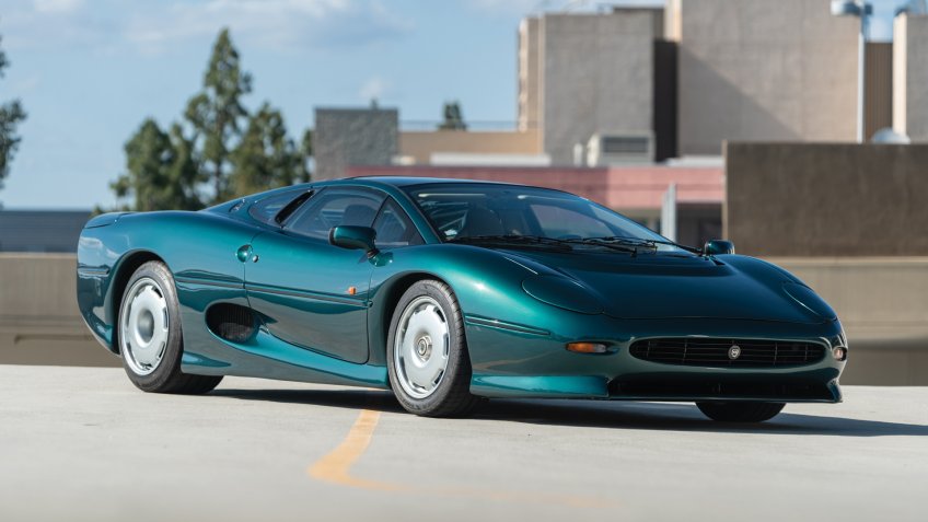 1993 Jaguar XJ220