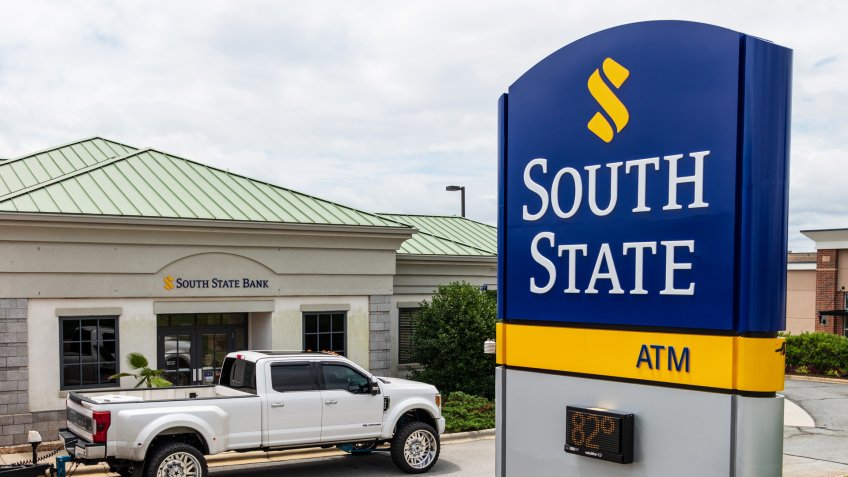 MOORESVILLE, NC, USA-JUNE 19, 2019: South State branch bank, with dominant roadside sign.