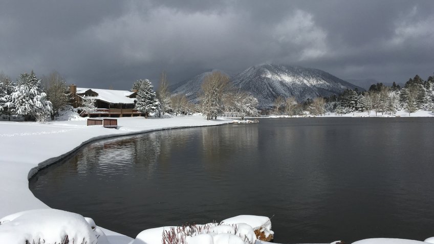 People don't normally think of Arizona as a place that gets much snow in the winter.