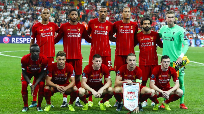 Liverpool team sponsored by Standard Chartered