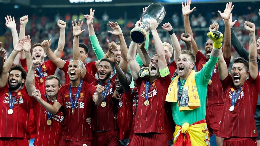 Liverpool team sponsored by Standard Chartered