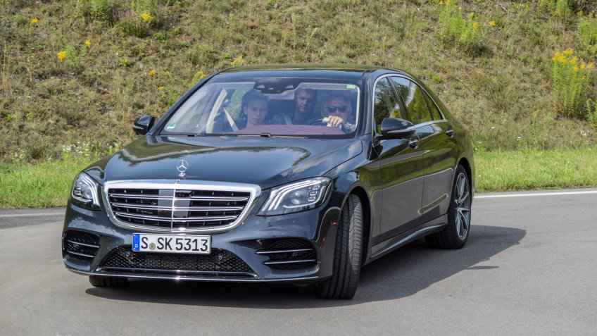 MINSK, BELARUS - AUGUST 27, 2017: Mercedes-Benz S560 4Matic (W222) during a test-drive event.