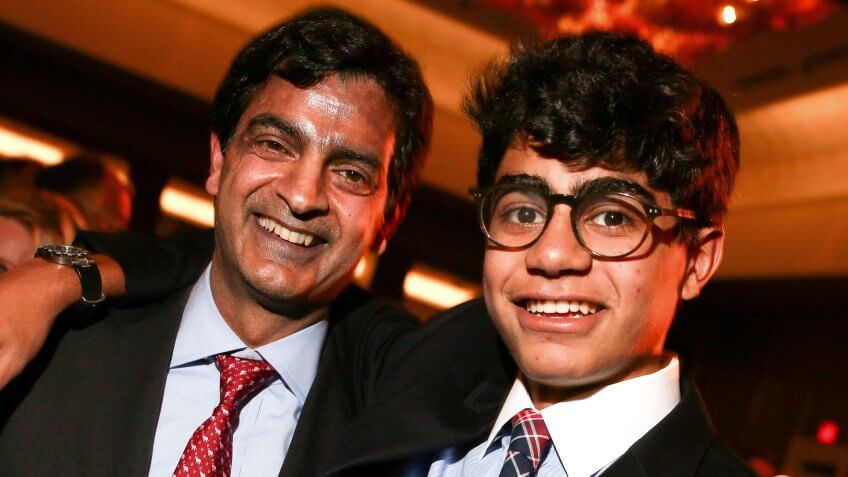 Sandeep Mathrani CEO General Growth Properties