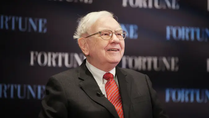 Warren Buffett Berkshire Hathaway CEO net worth