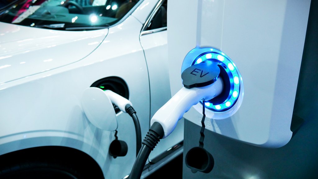 5 Electric Car Stocks to Watch (Besides Tesla and Apple) GOBankingRates
