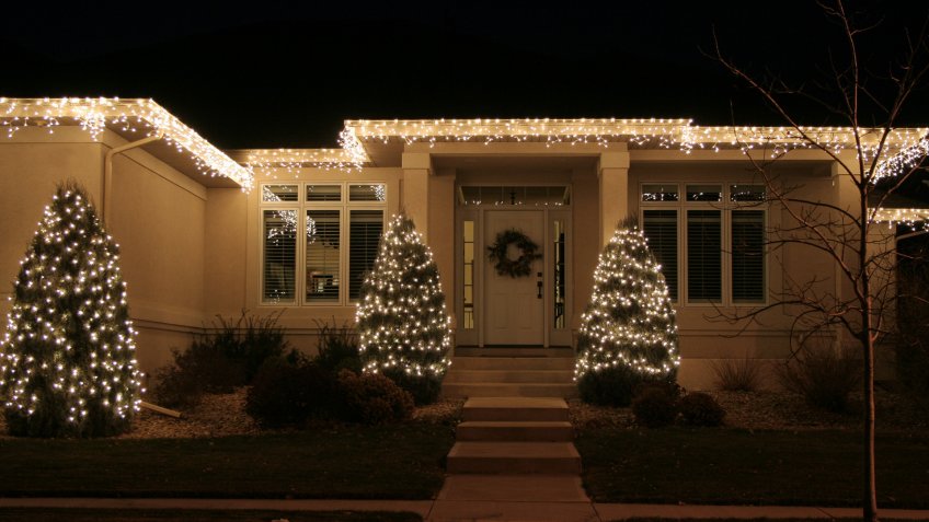 house with christmas lights decorations
