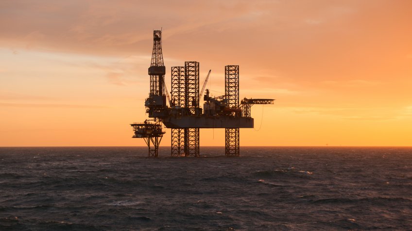 offshore oil drilling rig