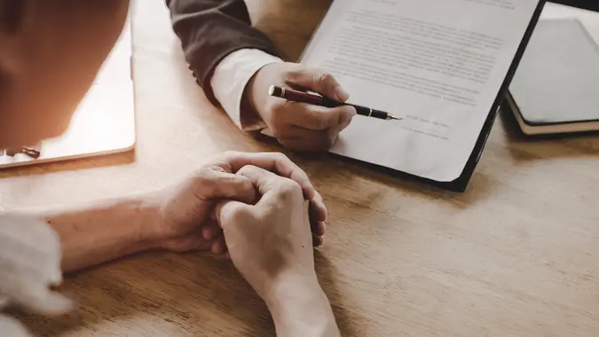 public notary consulting person