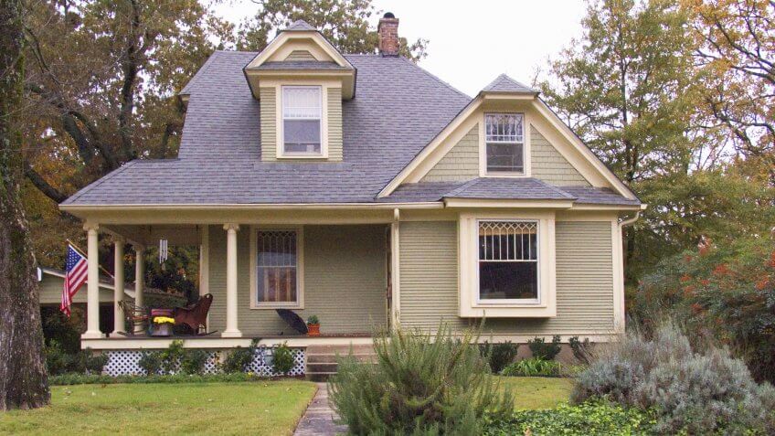 Original home owned by Bill and Hillary Clinton in Little Rock AR - Image.