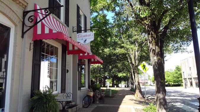 CARY, NORTH CAROLINA - MAY 2017: Shops line the sidewalks of downtown Cary, NC - Image.