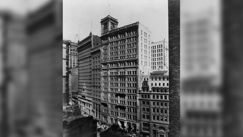 1915 Standard Oil Building