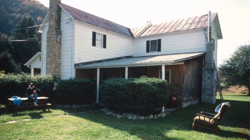 1992 farm home
