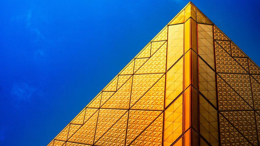 Tokyo Big Sight gold building