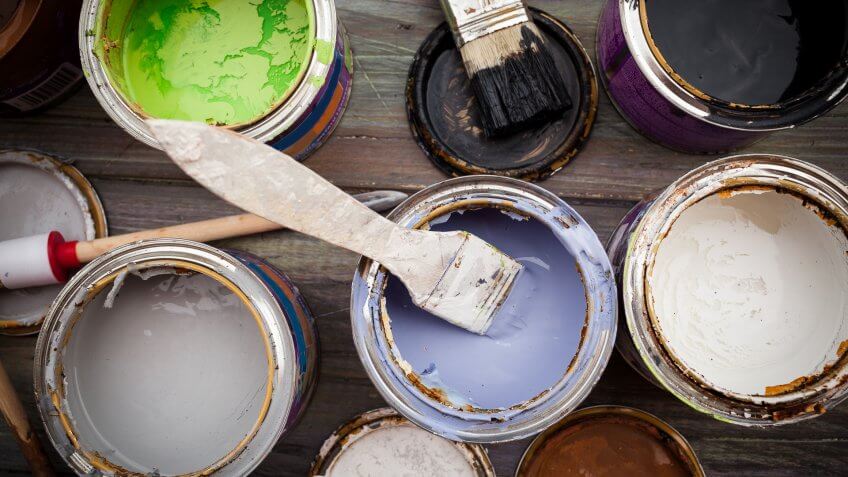 Painting set, paint on a wooden boardPainting set, paint on a wooden board.