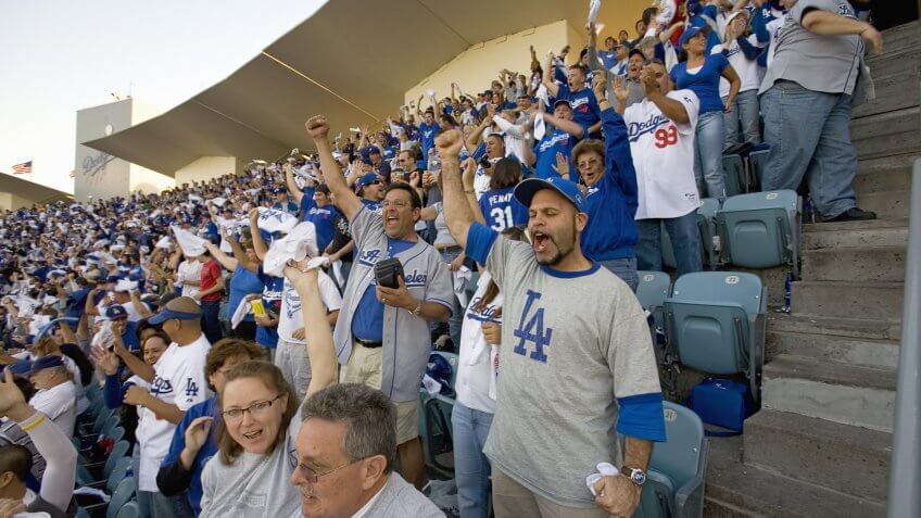 LA Dodgers fans celebrate run