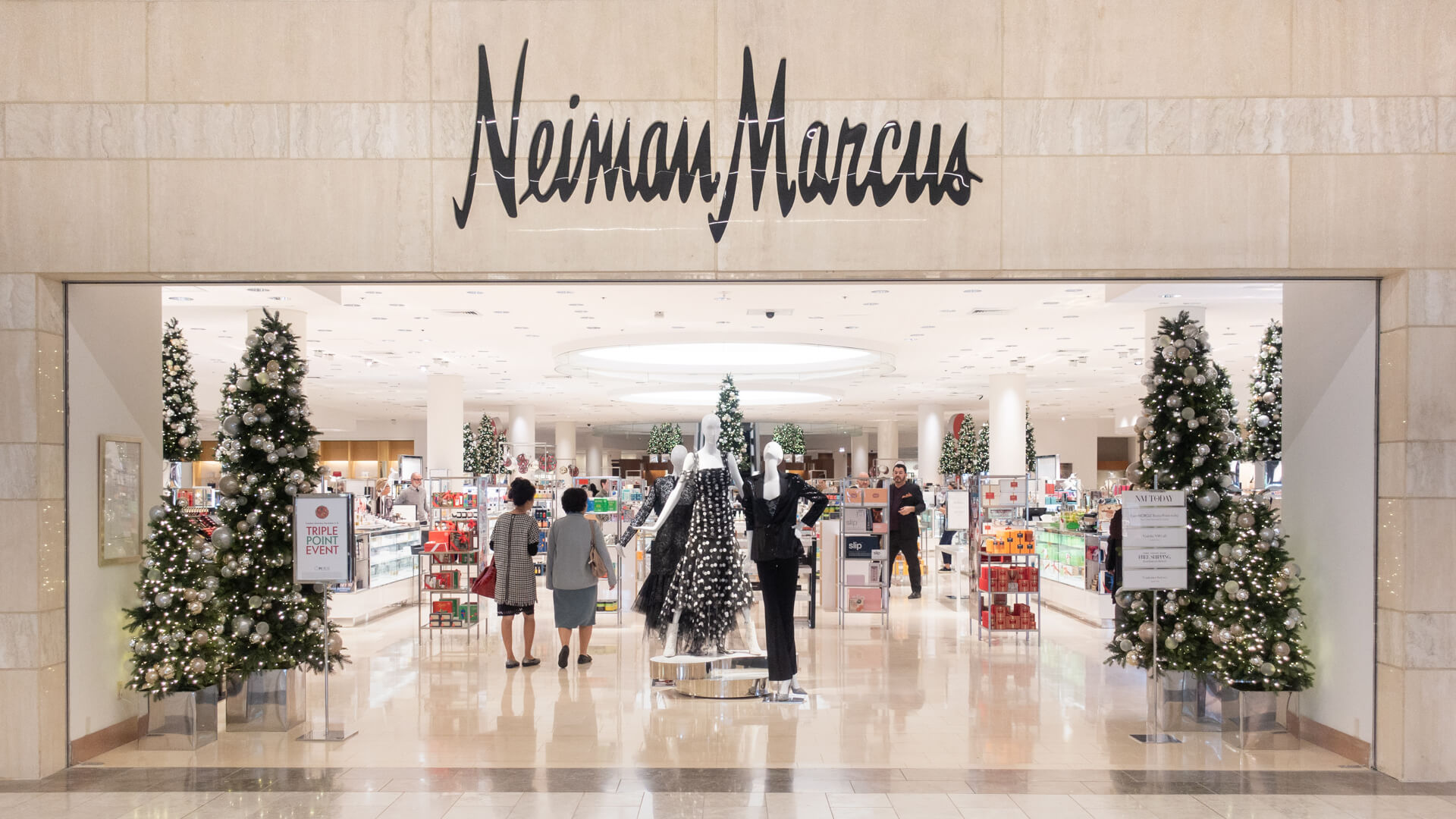 Holiday Shopping with Neiman Marcus - Scout The City