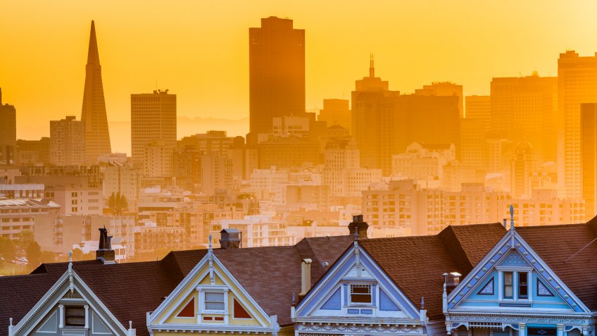 San Francisco California sunrise skyline with painted ladies houses