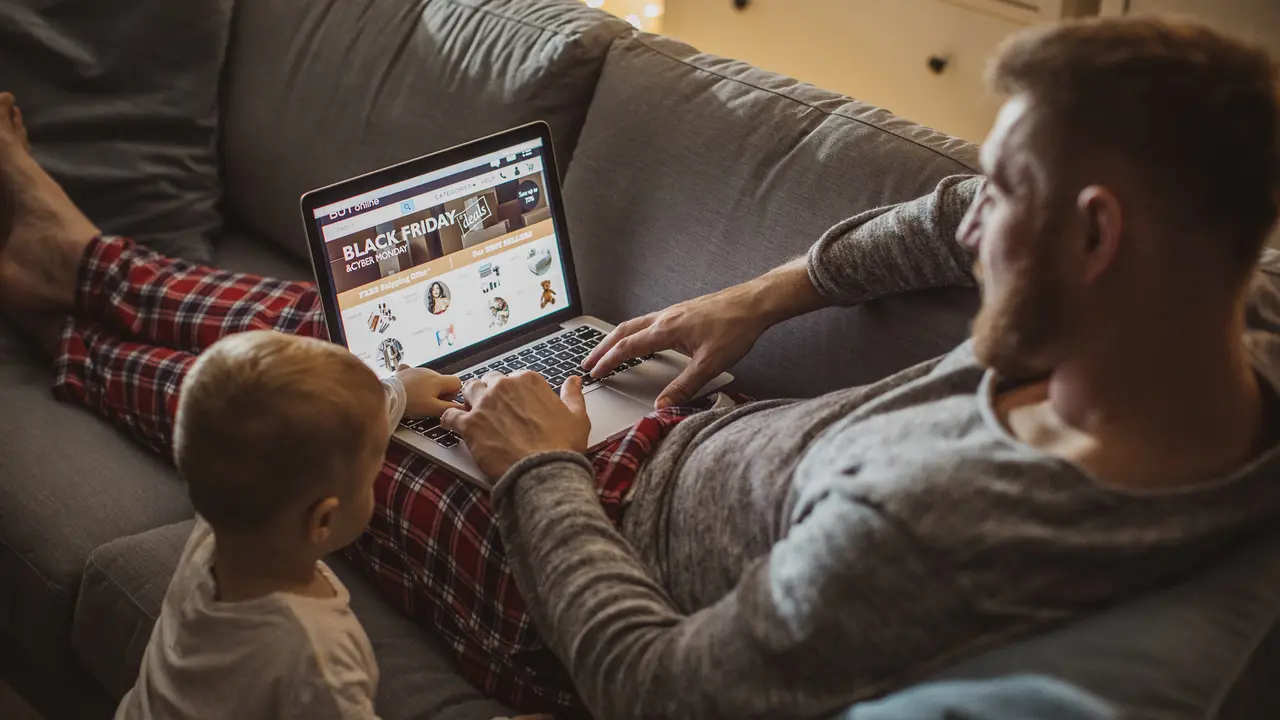 online shopping on Black Friday