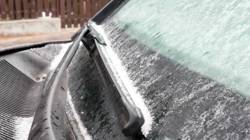 frozen windshield wipers