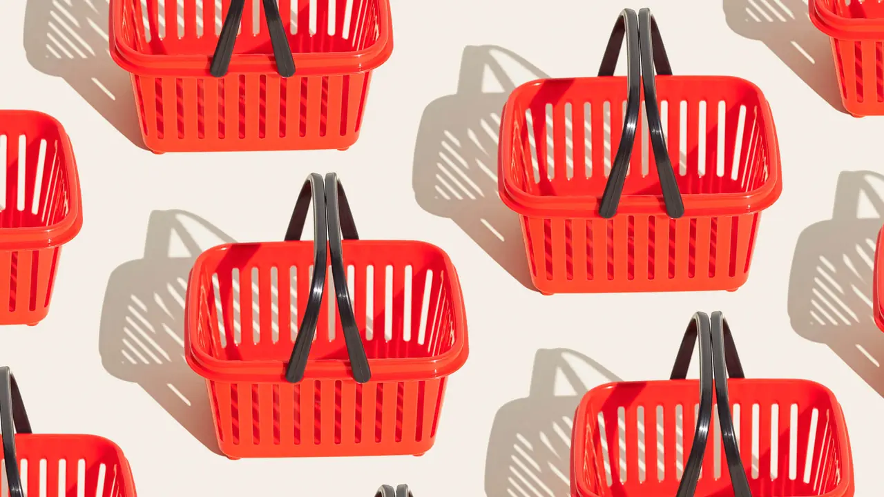 Red shopping basket pattern.