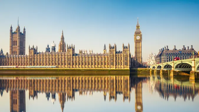 Big Ben and Houses of parliament at calm sunny morning.