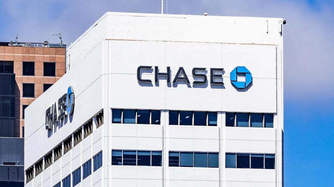 March 19, 2019 San Diego / CA / USA - Chase bank offices in downtown San Diego.