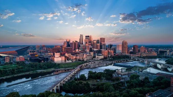 12 Cities With Really High Salaries and Really Low Costs of Living 12 Cities With Really High Salaries and Really Low Costs of Living