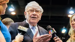 Warren Buffett’s 5 Best Tips on Choosing the Right Investments