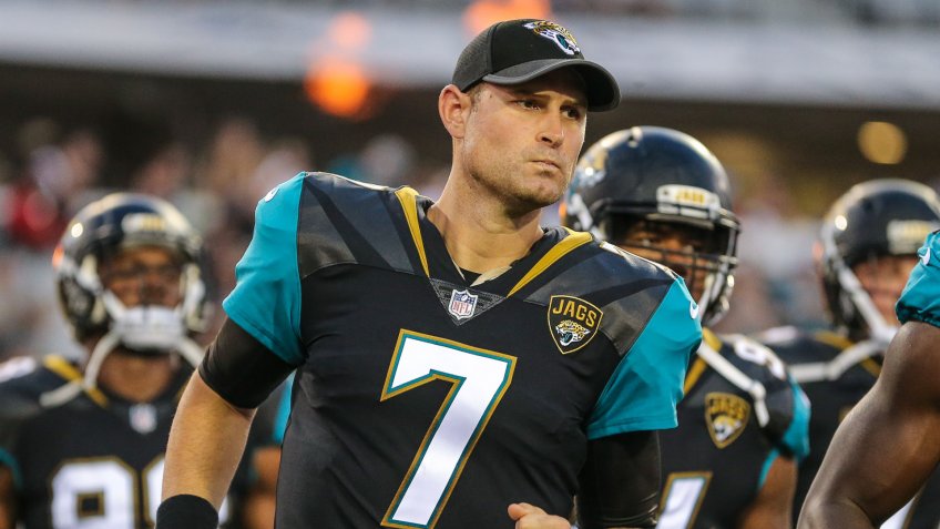 Jacksonville Jaguars quarterback Chad Henne (7) runs onto the field for an NFL preseason game against the Tampa Bay Buccaneers in Jacksonville, FLNFL Buccaneers vs Jaguars, Jacksonville, USA - 17 Aug 2017.