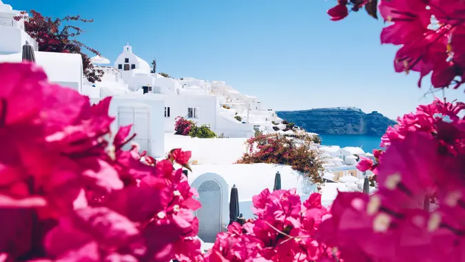 Greece Tops the List for Affordable Retirement Abroad in 2026: How Much It Costs