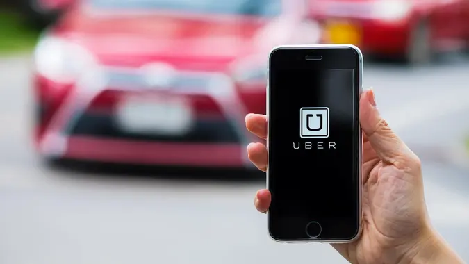 I’m an Uber Driver: Here’s How Much Profit I Bring in From This Side Gig