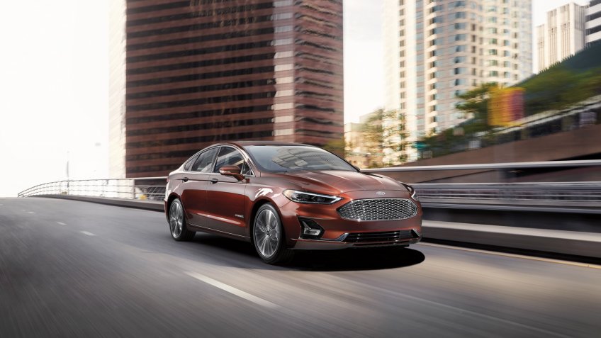 2020 Ford Fusion Hybrid Titanium Rich Copper Metallic.