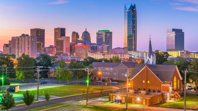 Oklahoma City, Oklahoma, USA downtown skyline at twilight.