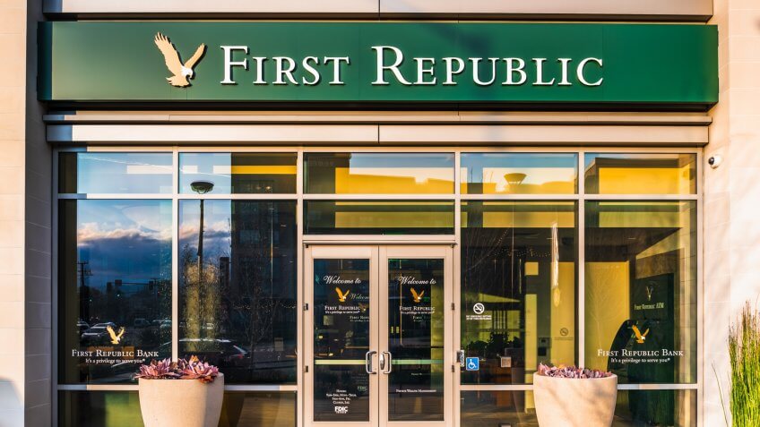Jan 9, 2020 Mountain View / CA / USA - First Republic Bank branch located in South San Francisco Bay Area; First Republic Bank is an American bank and wealth management company.