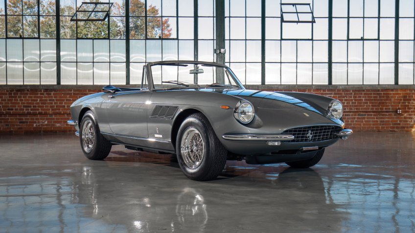 1967 Ferrari 330 GTS by Pininfarina