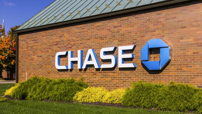 Indianapolis - Circa October 2016: Chase Bank.