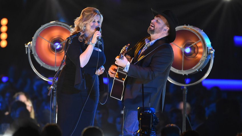 Garth Brooks, Trisha YearwoodMusiCares Person of the Year Gala, Show, Convention Center, Los Angeles, USA - 08 Feb 2019.