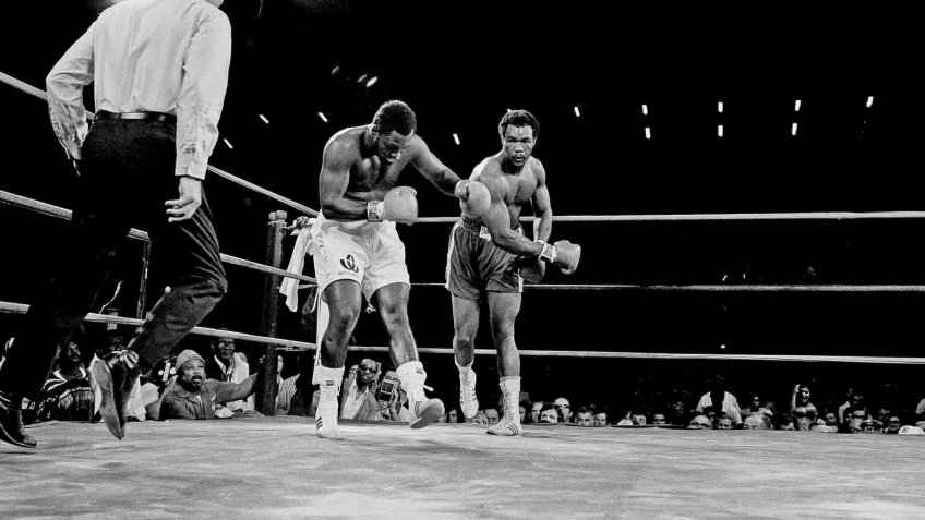 Associated Press Sports Boxing Jamaica APHS41942 FOREMAN VS.