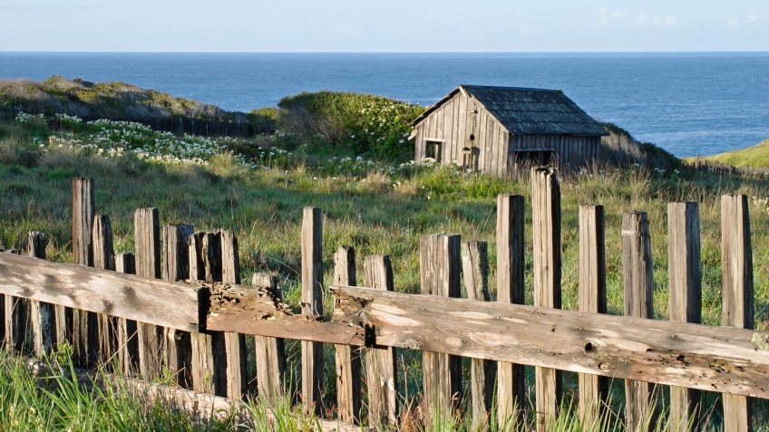 "Rural scenic in Sea Ranch (Sonoma county, California).