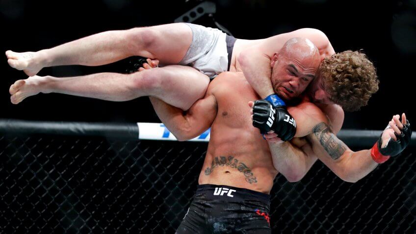 Robbie Lawler, UFC, wrestling