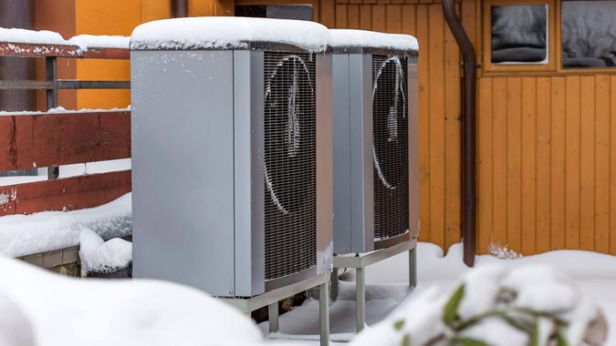 heating pump-shutterstock_797024698 heating pump