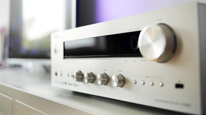 stereo gear-shutterstock_1463580497 stereo gear