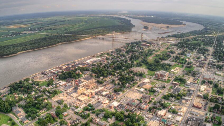 Cape Girardeau is a City on the Mississippi River and border between Missouri and Kentucky.
