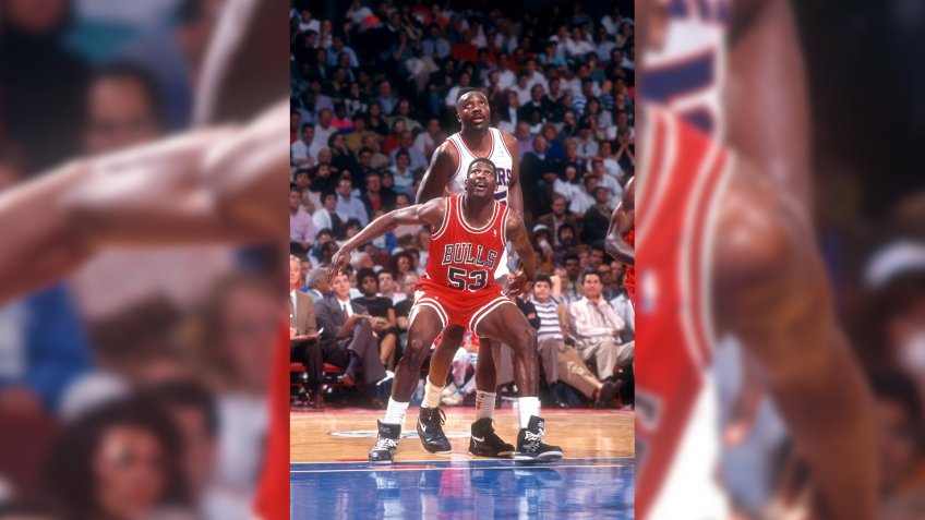 PHILADELPHIA, PA - MAY, 1991: Cliff Levingston #53 of the Chicago Bulls boxes out Armen Gilliam #35 of the Philadelphia 76ers during a game in the 1991 Eastern Conference Semifinals against the Philadelphia 76ers circa May, 1991 at the Spectrum in Philadelphia, Pennsylvania.