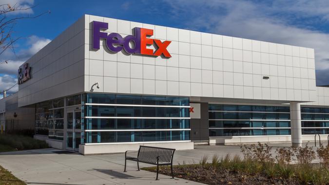 Building and sign of FedEx Ship Centre in Toronto. TORONTO, CANADA - NOVEMBER 19, 2017: FedEx Ship Centre in Toronto.